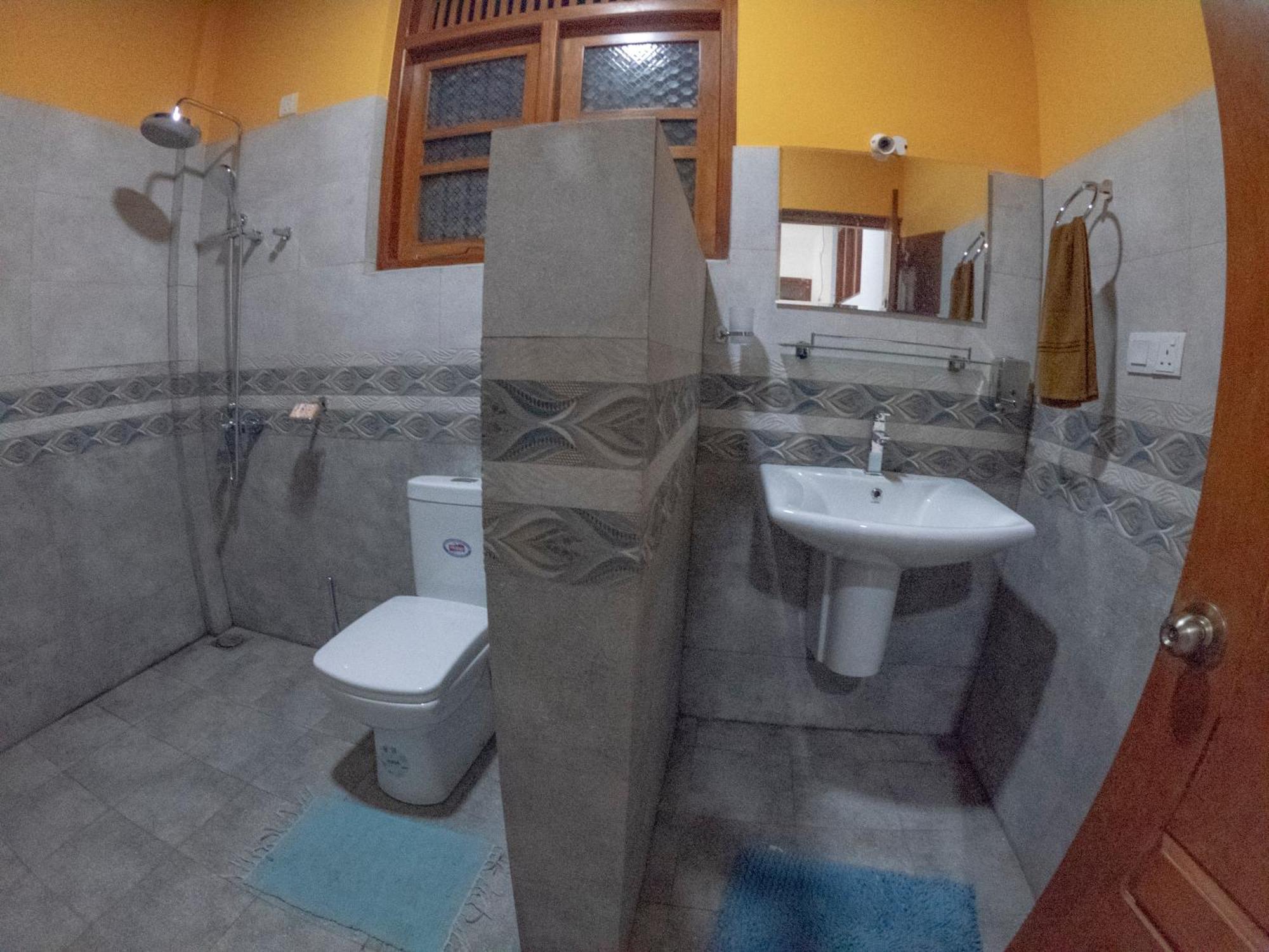 Innovick Residence Канди Екстериор снимка